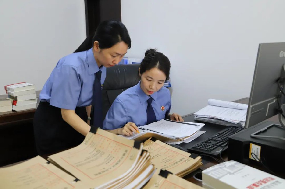 离开公司10年，他却被判承担连带清偿责任……